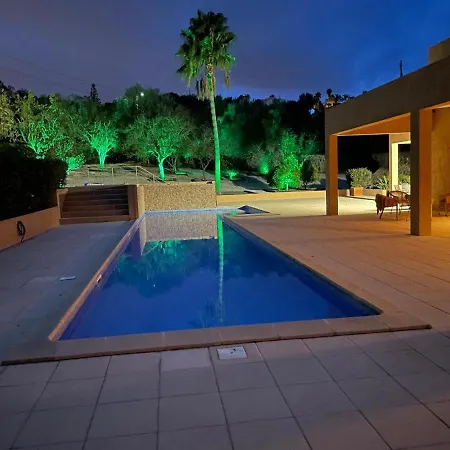 Casa Santana - Heated Pool * 라고스